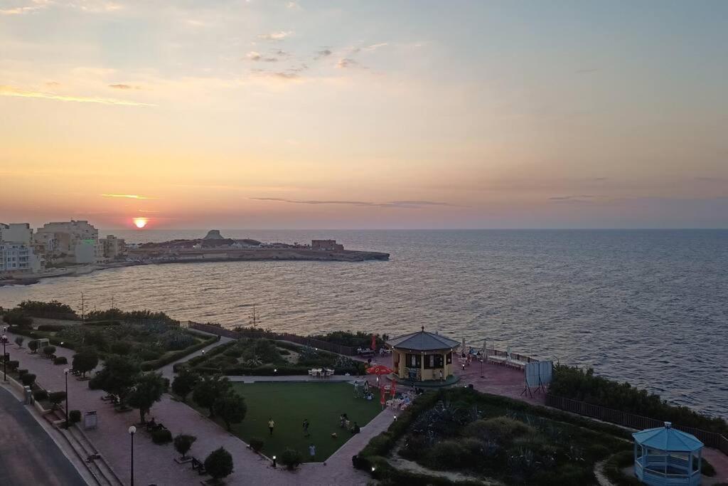 Apartamento Poseidons Seaview Penthouse Marsalforn Exterior foto